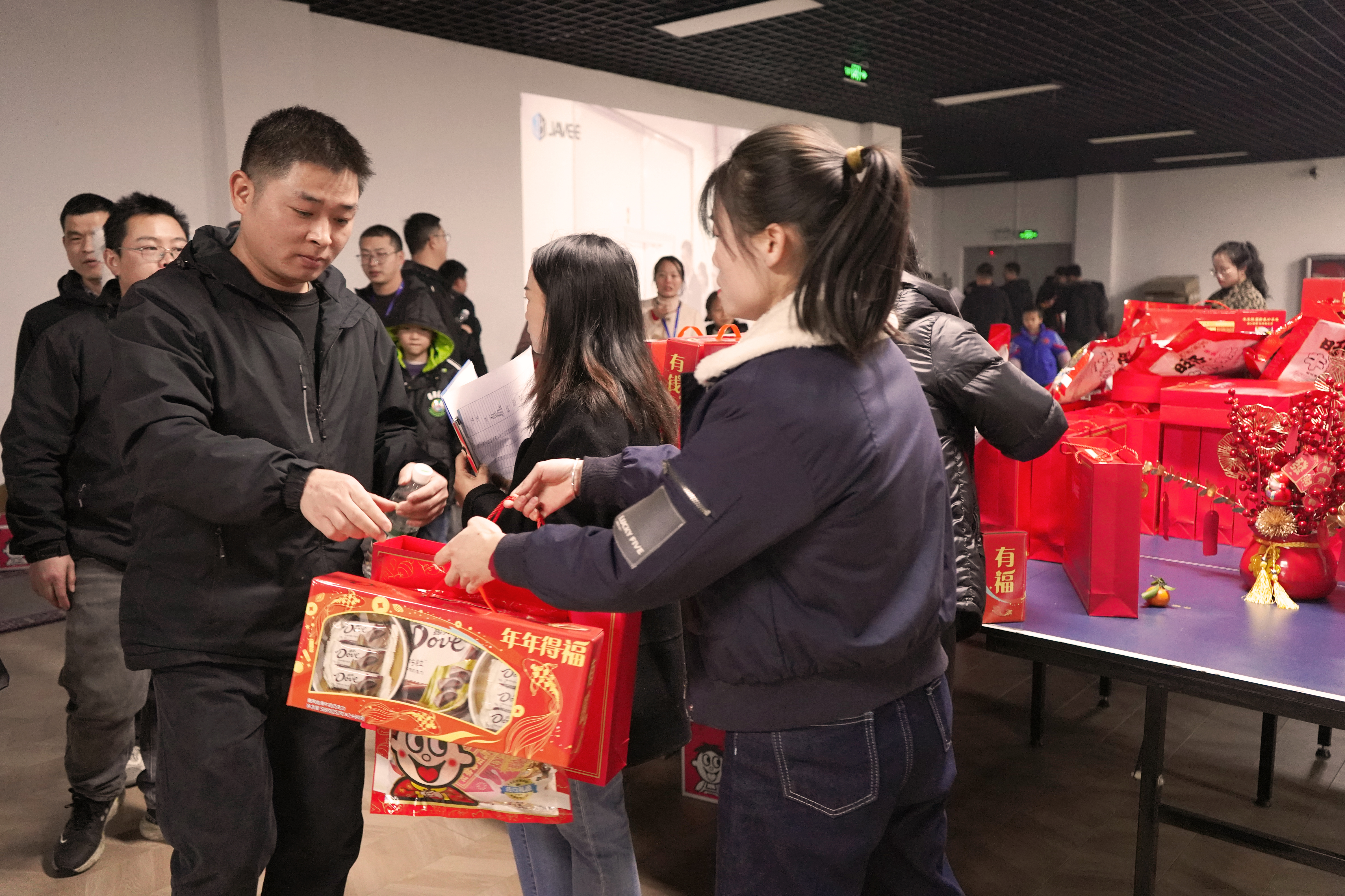 1737509166714898.jpg f39d95f1ff2a24738f9ad07ffad0b09.jpg